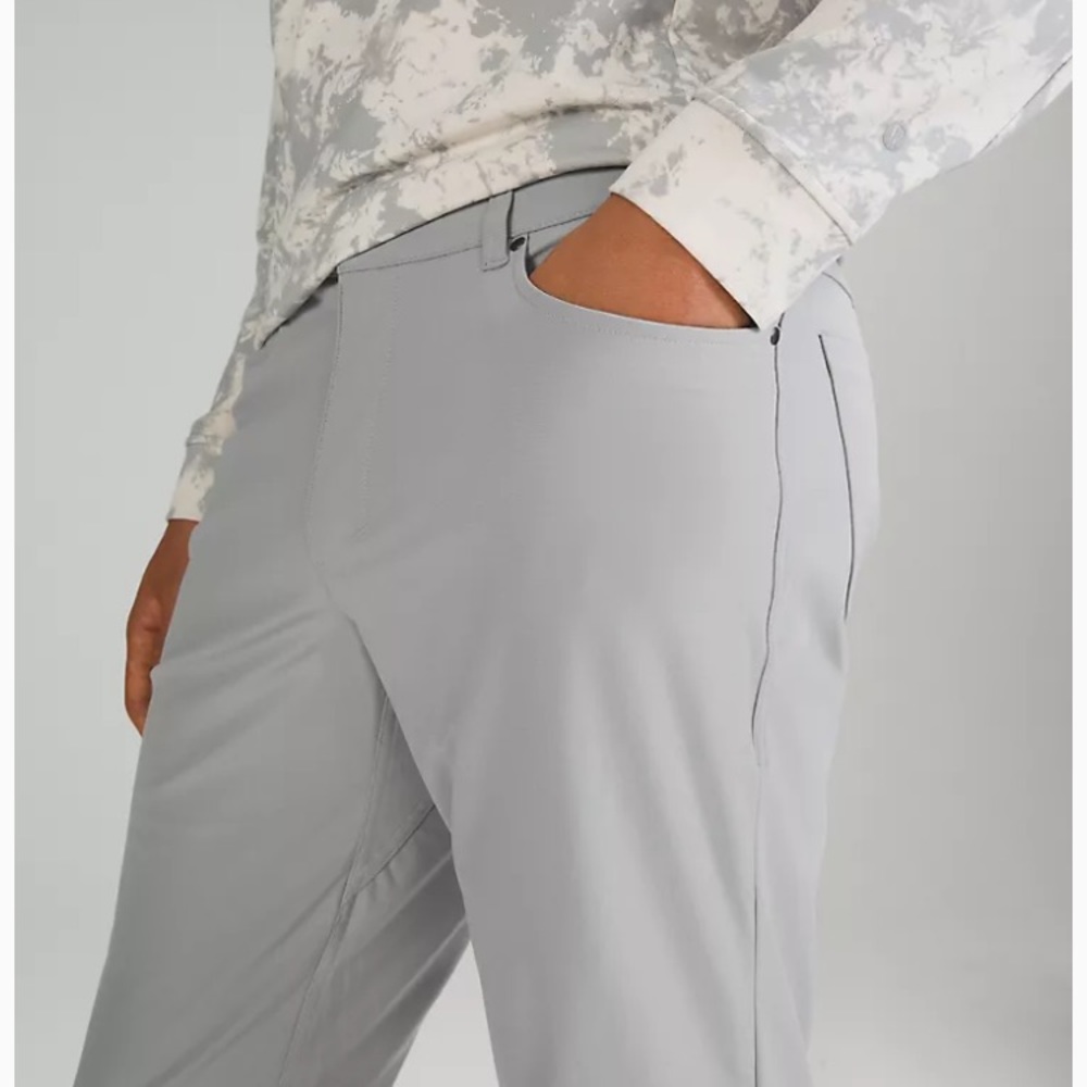 Lululemon ABC Classic-Fit Pant 35”
Warpstreme